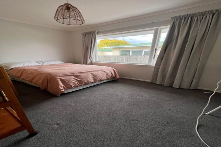 Photo of property in 1/69 Dunedin Street, Redwood, Christchurch, 8051