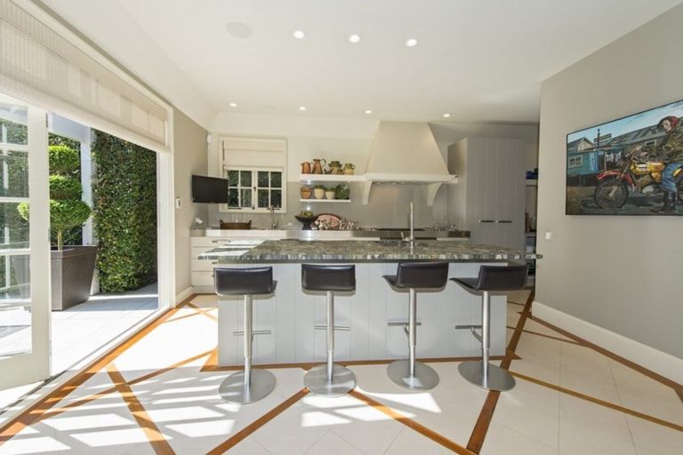 Photo of property in 4 Burwood Crescent, Remuera, Auckland, 1050