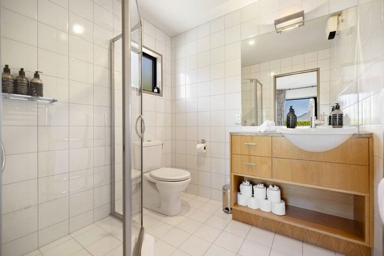 Photo of property in 2a London Lane, Queenstown, 9300