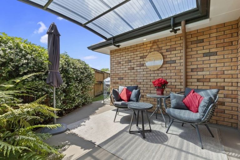 Photo of property in 56 Winchester Place, Rototuna North, Hamilton, 3210