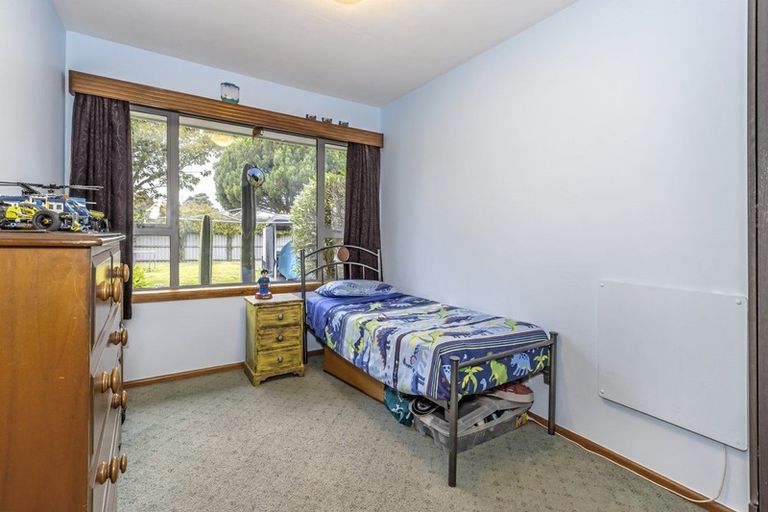 Photo of property in 32 Damien Place, Bromley, Christchurch, 8062