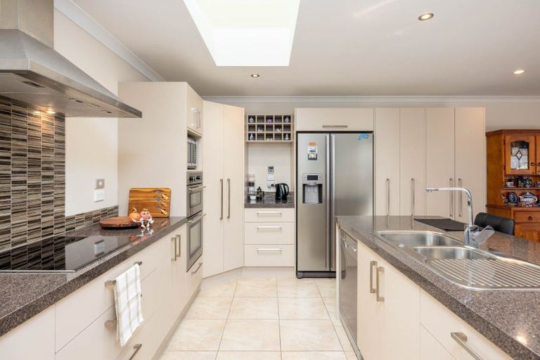 Photo of property in 53 Tutaipatu Avenue, Pegasus, 7612