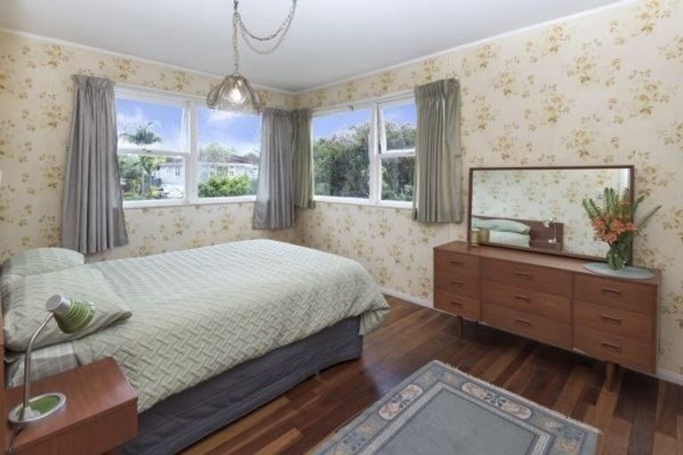 Photo of property in 8 Pooley Street, Pakuranga Heights, Auckland, 2010