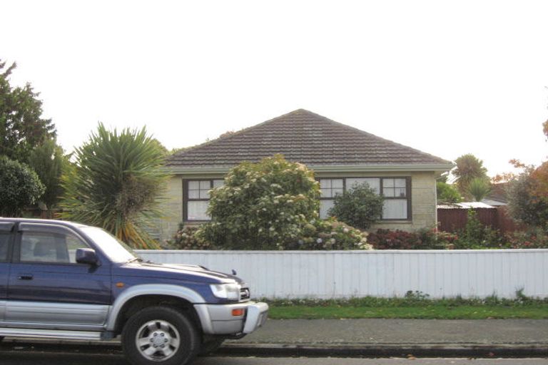 Photo of property in 48 Vagues Road, Northcote, Christchurch, 8052