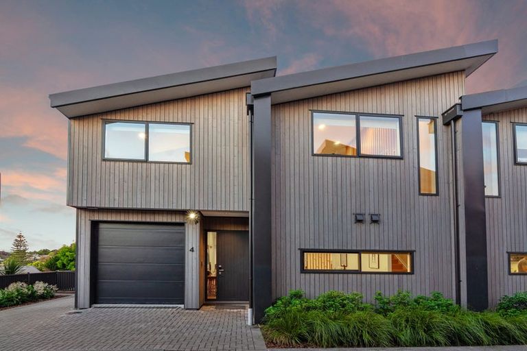 Photo of property in 4 Matau Way, Hauraki, Auckland, 0622