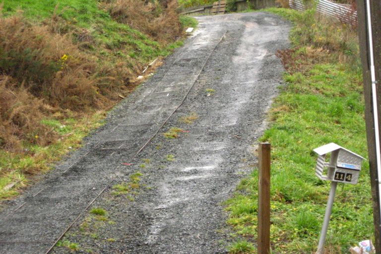 Photo of property in 114 Hall Road, Sawyers Bay, Port Chalmers, 9023