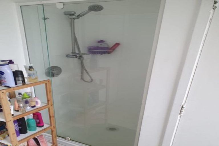 Photo of property in 326 Bucklands Beach Road, Bucklands Beach, Auckland, 2012