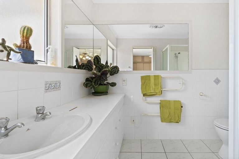 Photo of property in 368 Whangaparaoa Road, Stanmore Bay, Whangaparaoa, 0932