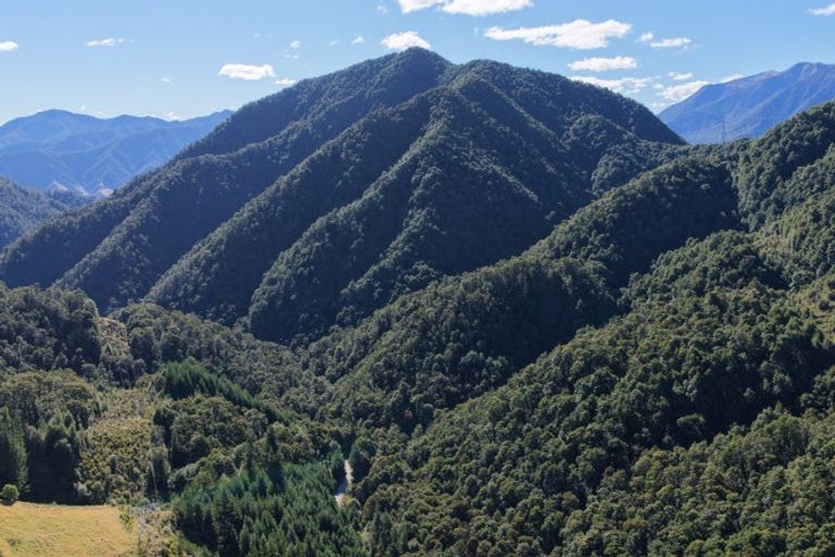 Photo of property in 291 Braeburn Track, Braeburn Range, Murchison, 7077