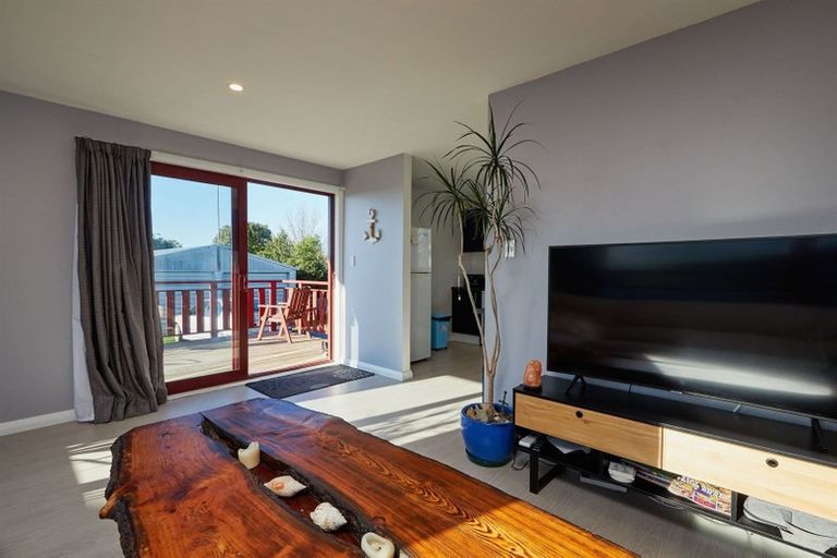 Photo of property in 75 Churchill Street, Kaikoura, 7300