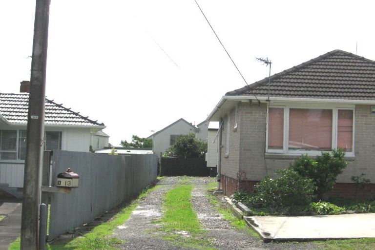 Photo of property in 1/13 Fairdene Avenue, Henderson, Auckland, 0610