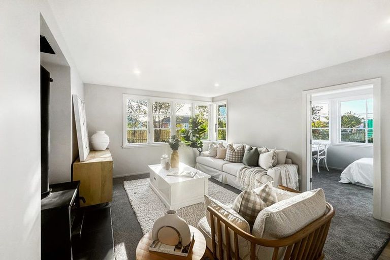 Photo of property in 48 Rowcliffe Crescent, Avonside, Christchurch, 8061