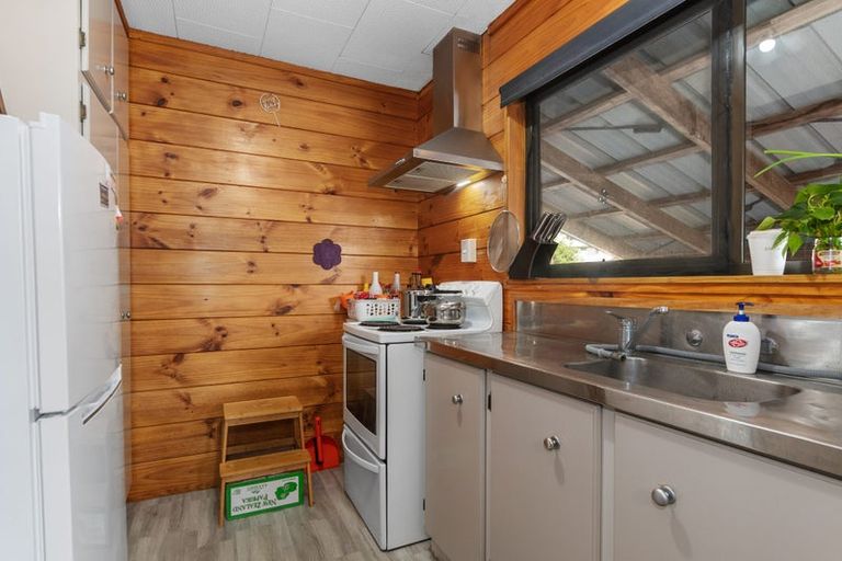 Photo of property in 3a Mountain Road, Morningside, Whangarei, 0110