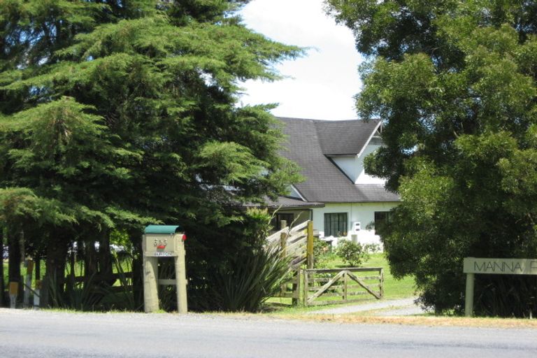 Photo of property in 661 Great South Road, Runciman, Drury, 2578