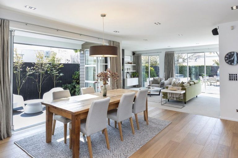 Photo of property in 26 Hartley Avenue, Strowan, Christchurch, 8052