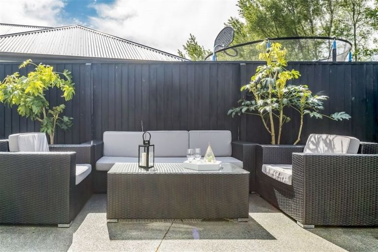 Photo of property in 18 Millesimes Way, Yaldhurst, Christchurch, 8042