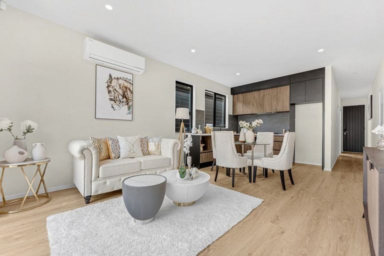 Photo of property in 1 Taukahiwi Road, Pukekohe, 2120