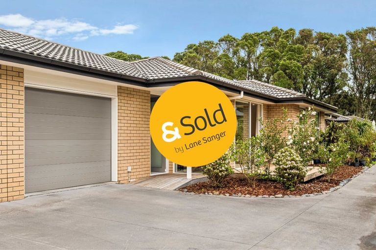 Photo of property in 16b Elizabeth Street, Orewa, 0931