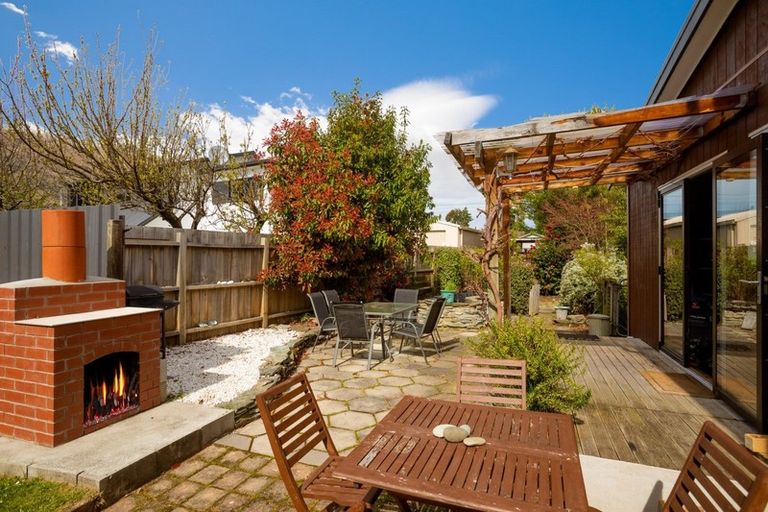 Photo of property in 129 Kent Street, Kingston, Athol, 9793