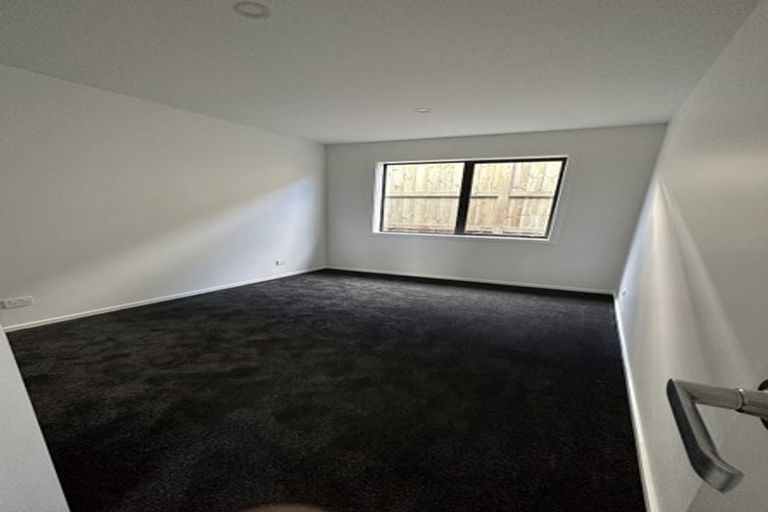 Photo of property in 98 Jack Hanley Drive, Jacks Point, Queenstown, 9371