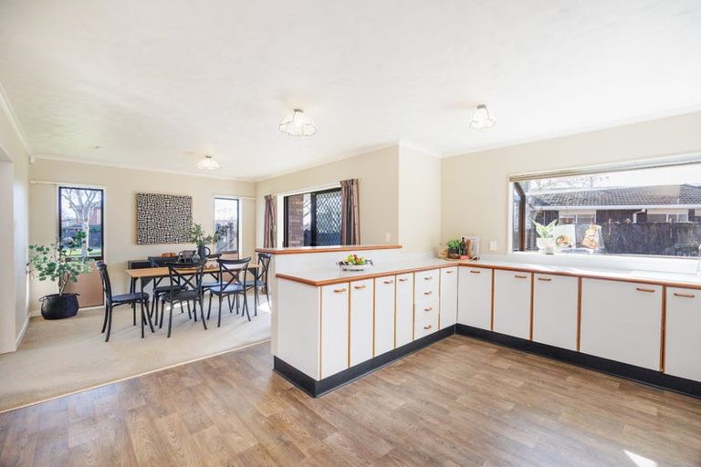 Photo of property in 44 Chippendale Crescent, Highbury, Palmerston North, 4412