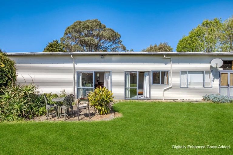 Photo of property in 15 Rogers Road, Pukehina, Te Puke, 3186