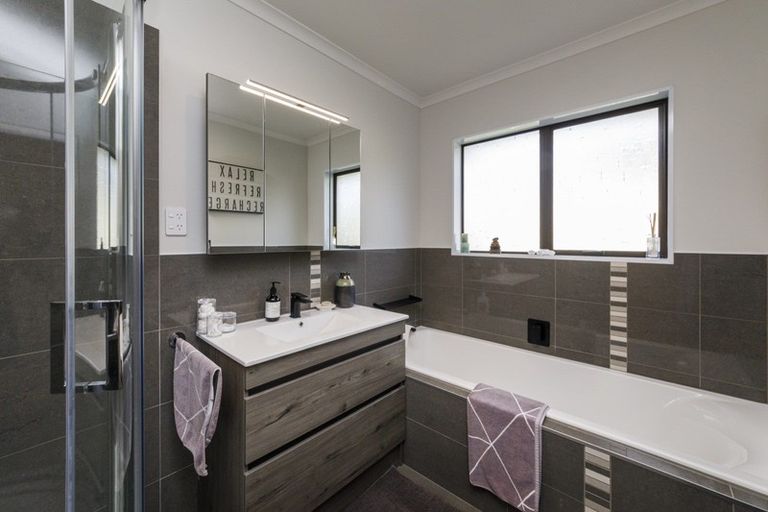 Photo of property in 580 Stoney Creek Road, Kelvin Grove, Palmerston North, 4470