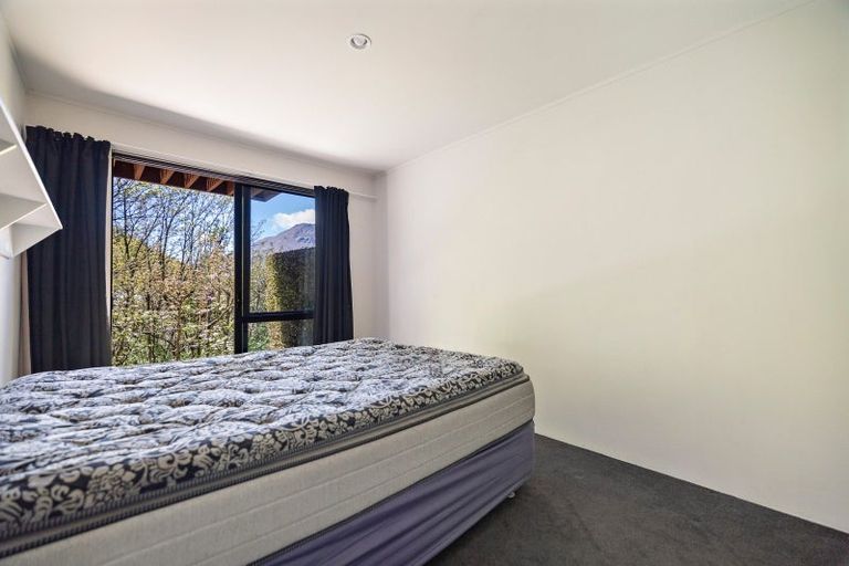Photo of property in Elkridge Apartments, 15/64 Marina Drive, Frankton, Queenstown, 9300