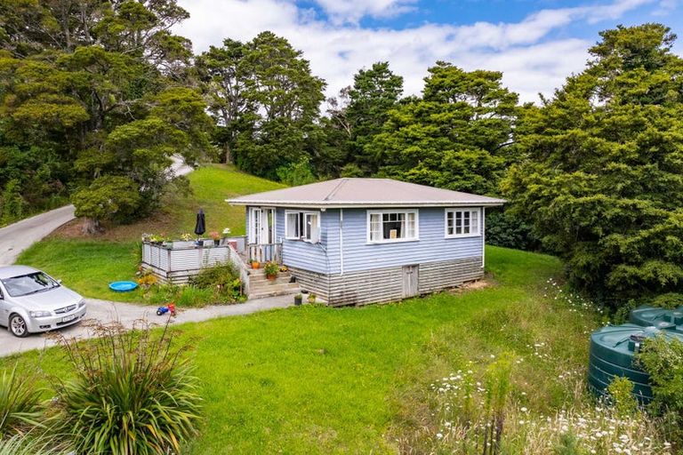 Photo of property in 43b Hook Road, Paparoa, 0571