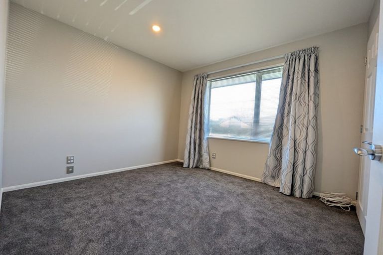 Photo of property in 6 Somerville Crescent, Aidanfield, Christchurch, 8025