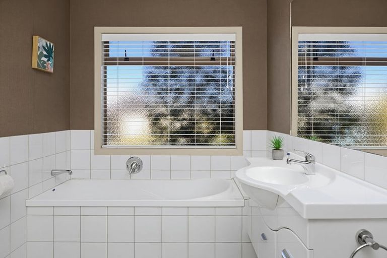 Photo of property in 123 Lakewood Drive, Nukuhau, Taupo, 3330