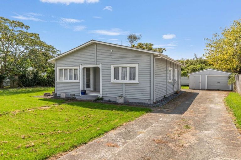 Photo of property in 11 Tawa Street, Edgecumbe, 3120