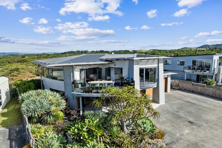 Photo of property in 155 Bream Bay Drive, Ruakaka, 0116