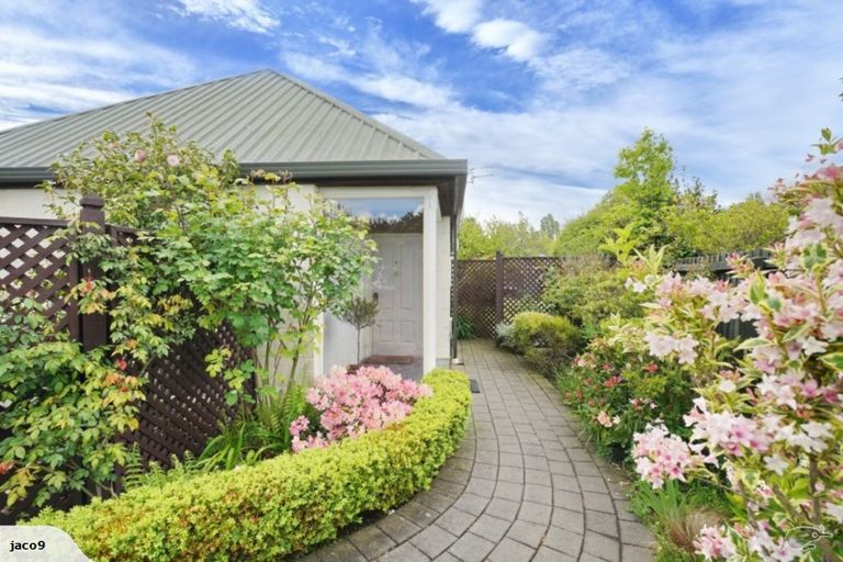 Photo of property in 40 Rickton Place, Rangiora, 7400