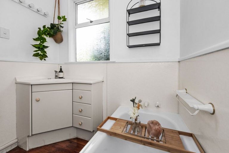 Photo of property in 424 Purser Place, Mahora, Hastings, 4120