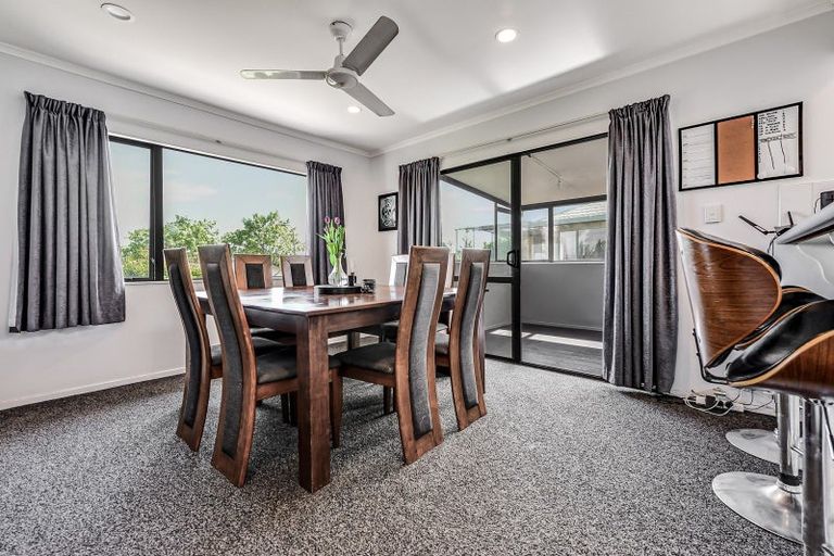 Photo of property in 43 Western Heights Drive, Western Heights, Hamilton, 3200