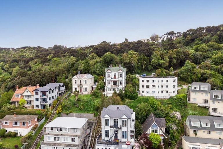 Photo of property in 74 Heriot Row, North Dunedin, Dunedin, 9016