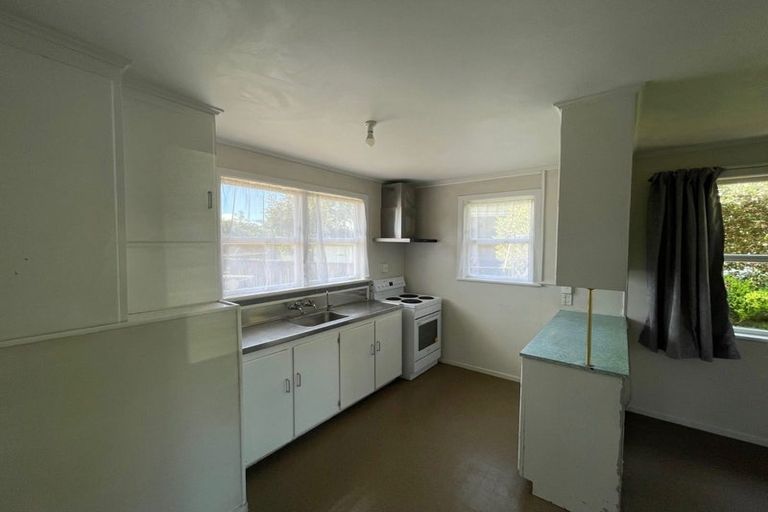 Photo of property in 273 Swanson Road, Henderson, Auckland, 0610