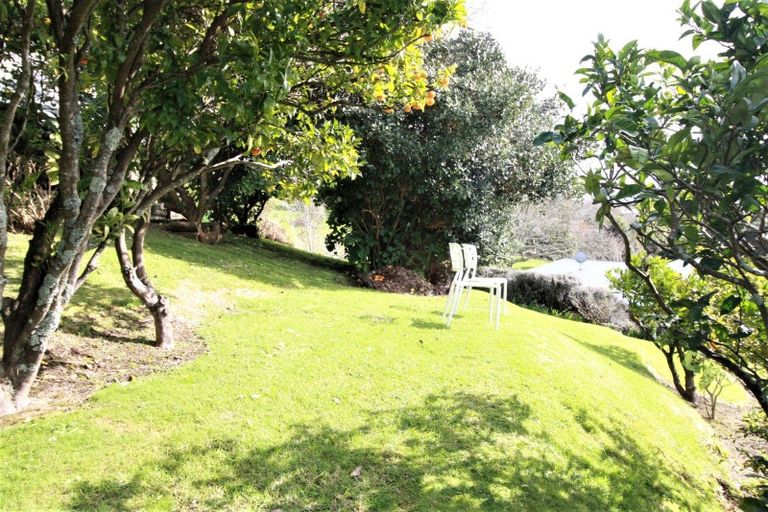 Photo of property in 105 Waireka Place, Whangamata, 3620