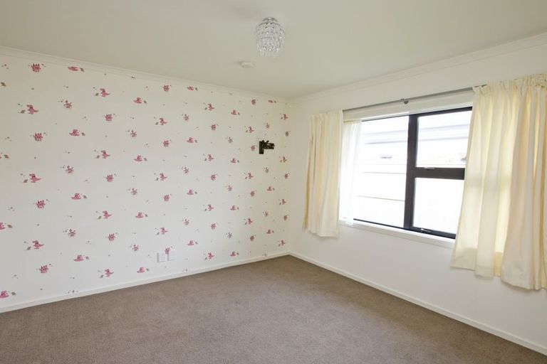 Photo of property in 48 Duff Crescent, Highbury, Palmerston North, 4412