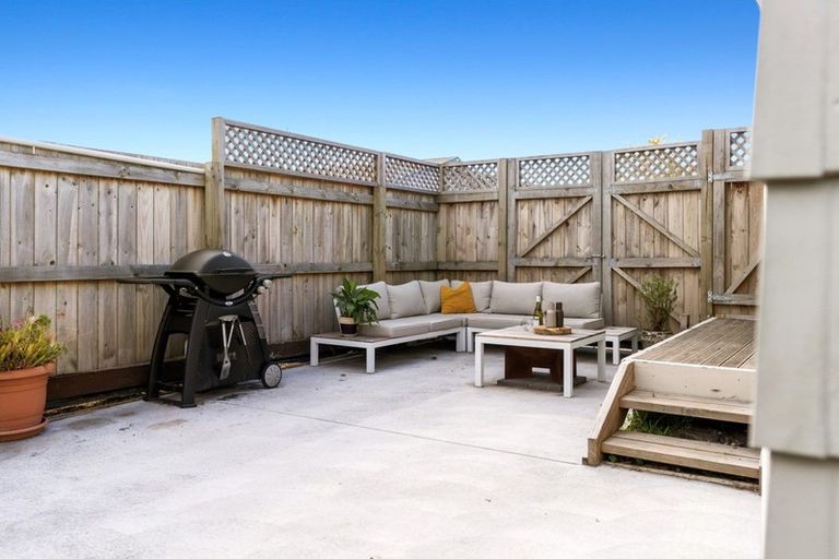 Photo of property in 16b Doncaster Drive, Papamoa Beach, Papamoa, 3118