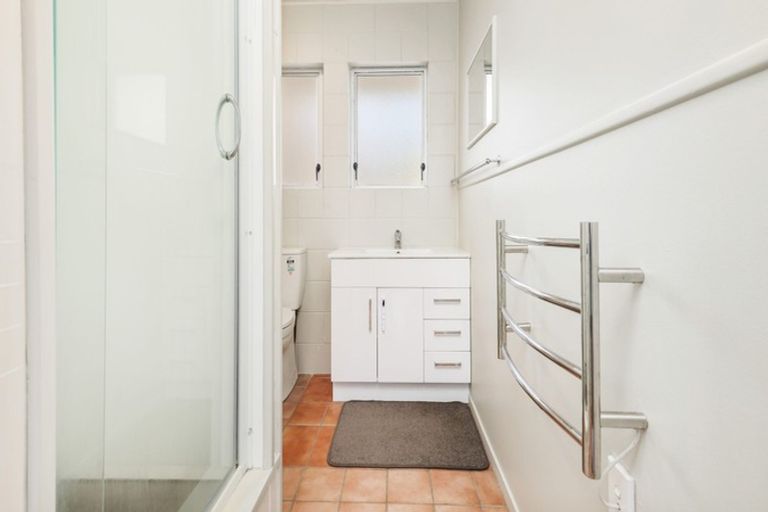 Photo of property in 6/6 Opoia Drive, Hamilton East, Hamilton, 3216