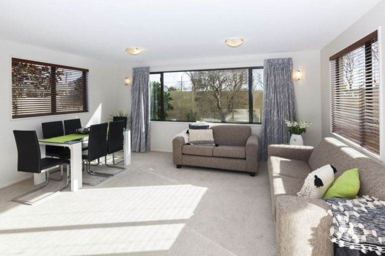 Photo of property in 4 Ryeland Avenue, Ilam, Christchurch, 8041