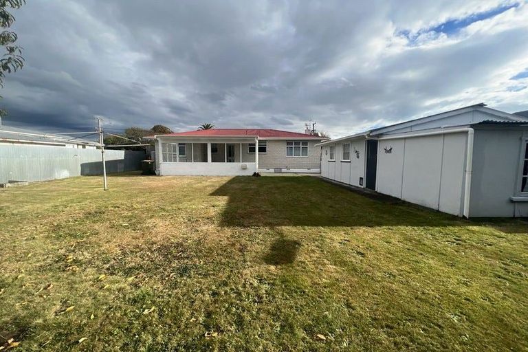 Photo of property in 174 Queen Street West, Levin, 5510
