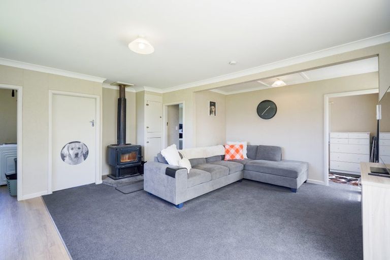 Photo of property in 18 Irvine Street, Wallacetown, 9816