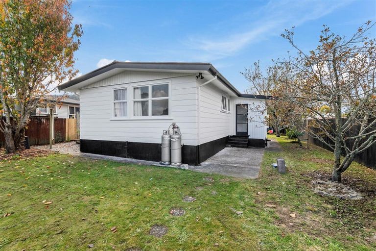 Photo of property in 22 Homedale Street, Pukehangi, Rotorua, 3015