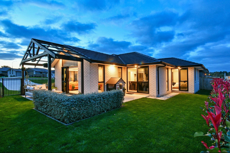 Photo of property in 18 Mclean Street, Pokeno, 2402