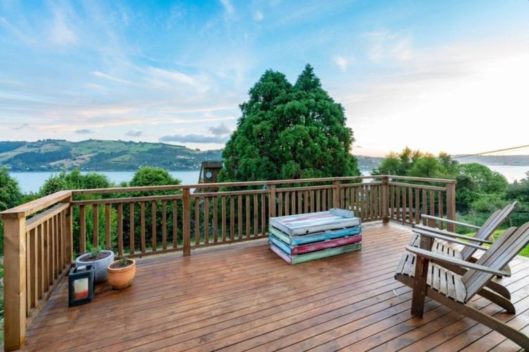 Photo of property in 20 Manuka Street, Ravensbourne, Dunedin, 9022