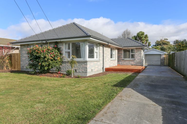Photo of property in 4 Cromer Place, New Brighton, Christchurch, 8062