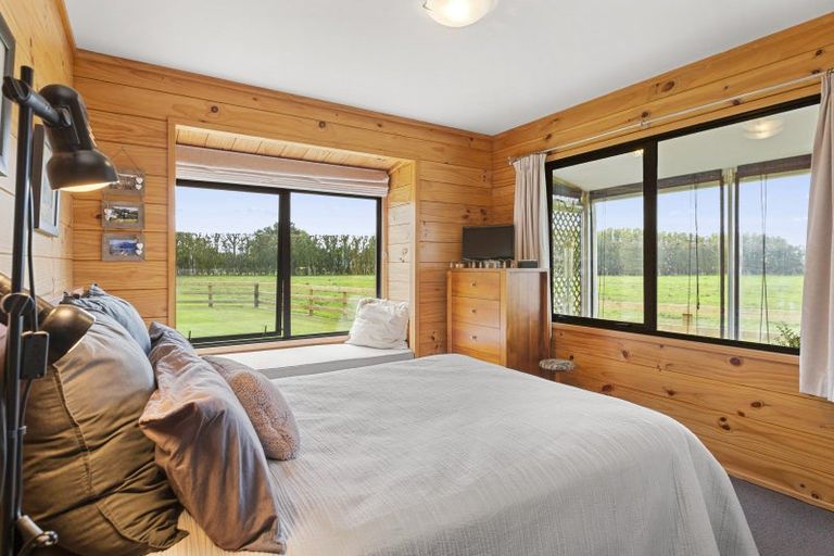 Photo of property in 225 Hoeka Road, Matangi, Hamilton, 3284